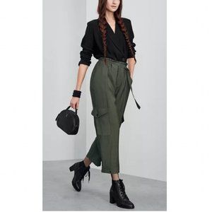 NWT Light Weight Utility Pants Simply Vera Vera Wang Olive Colored Size‎ XL